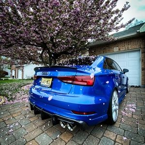 Meet your Posher, Michael